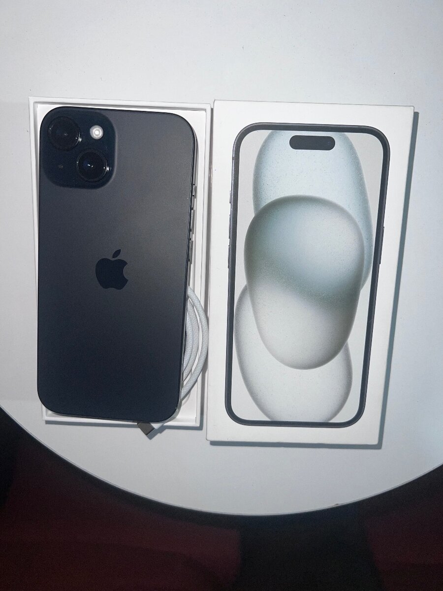 IPHONE 15 SIMPLE