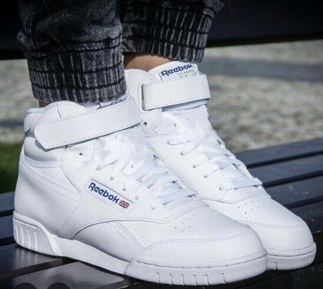 Reebok Sneakers