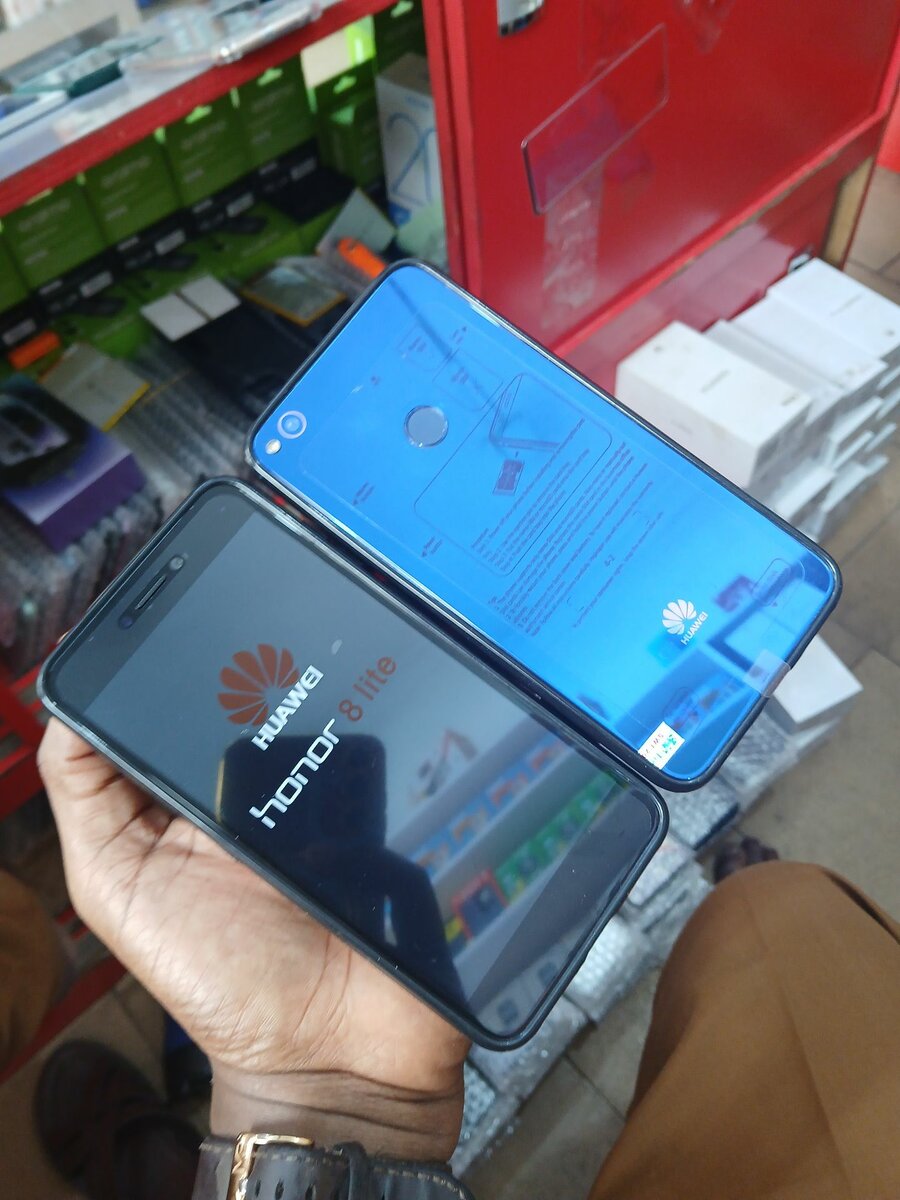 Honor 8lite 128GB 4RAM