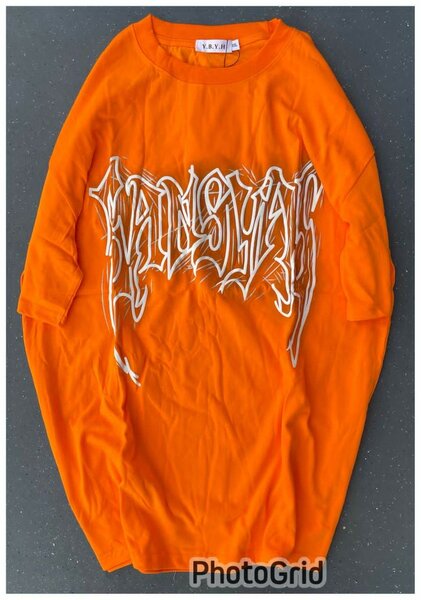 T-shirt orange à motif