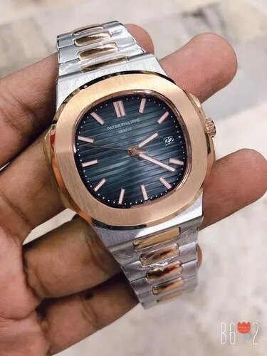 Montre de luxe en acier inoxydable