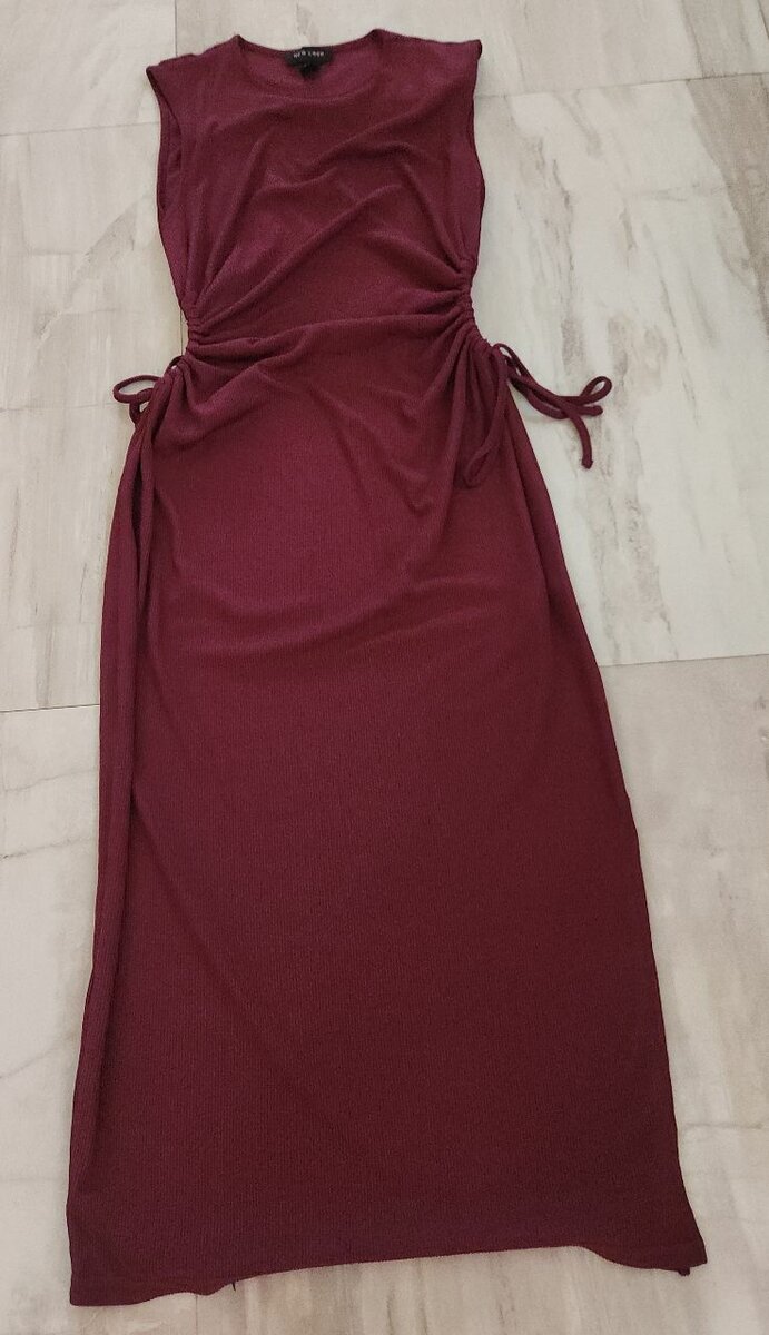 NewLook Burgundy Color Dress