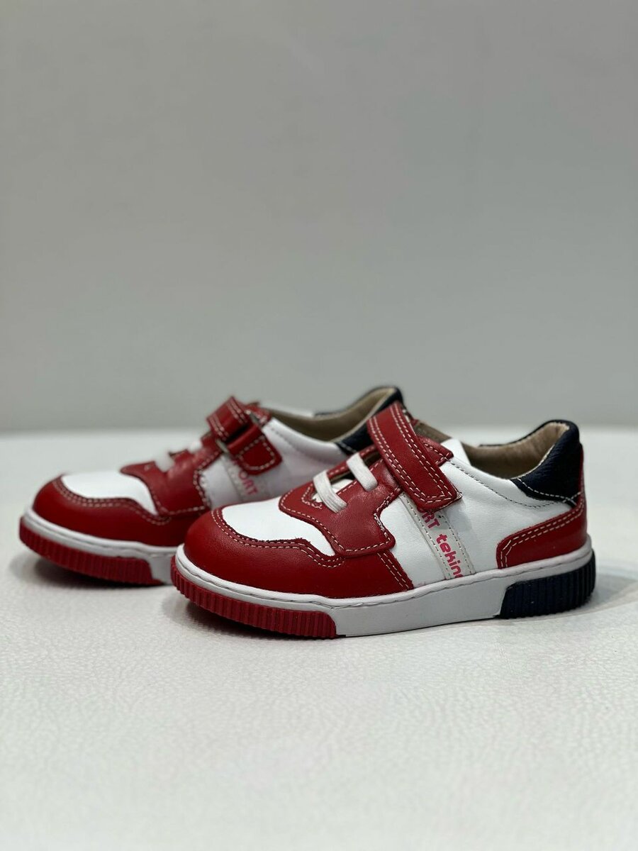 спортивная обувь