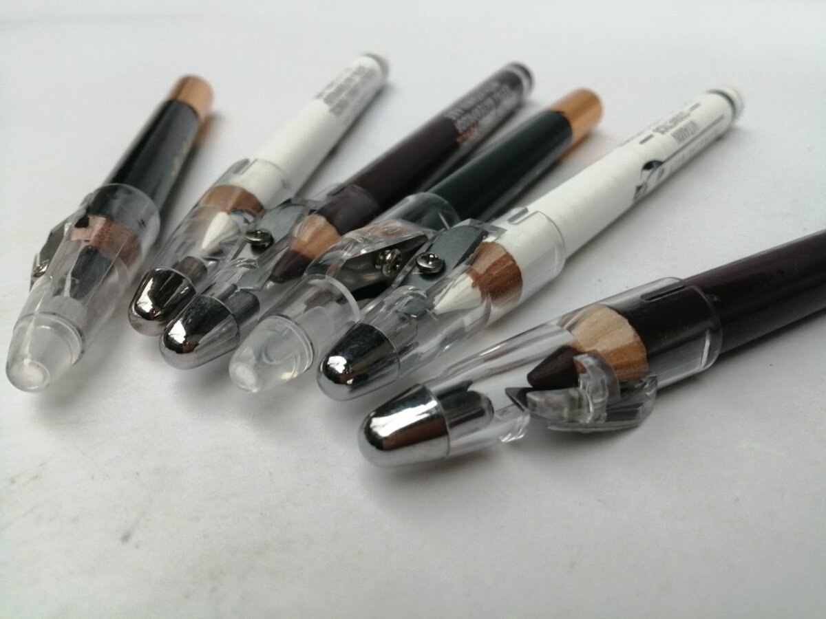 6 Crayons de maquillage