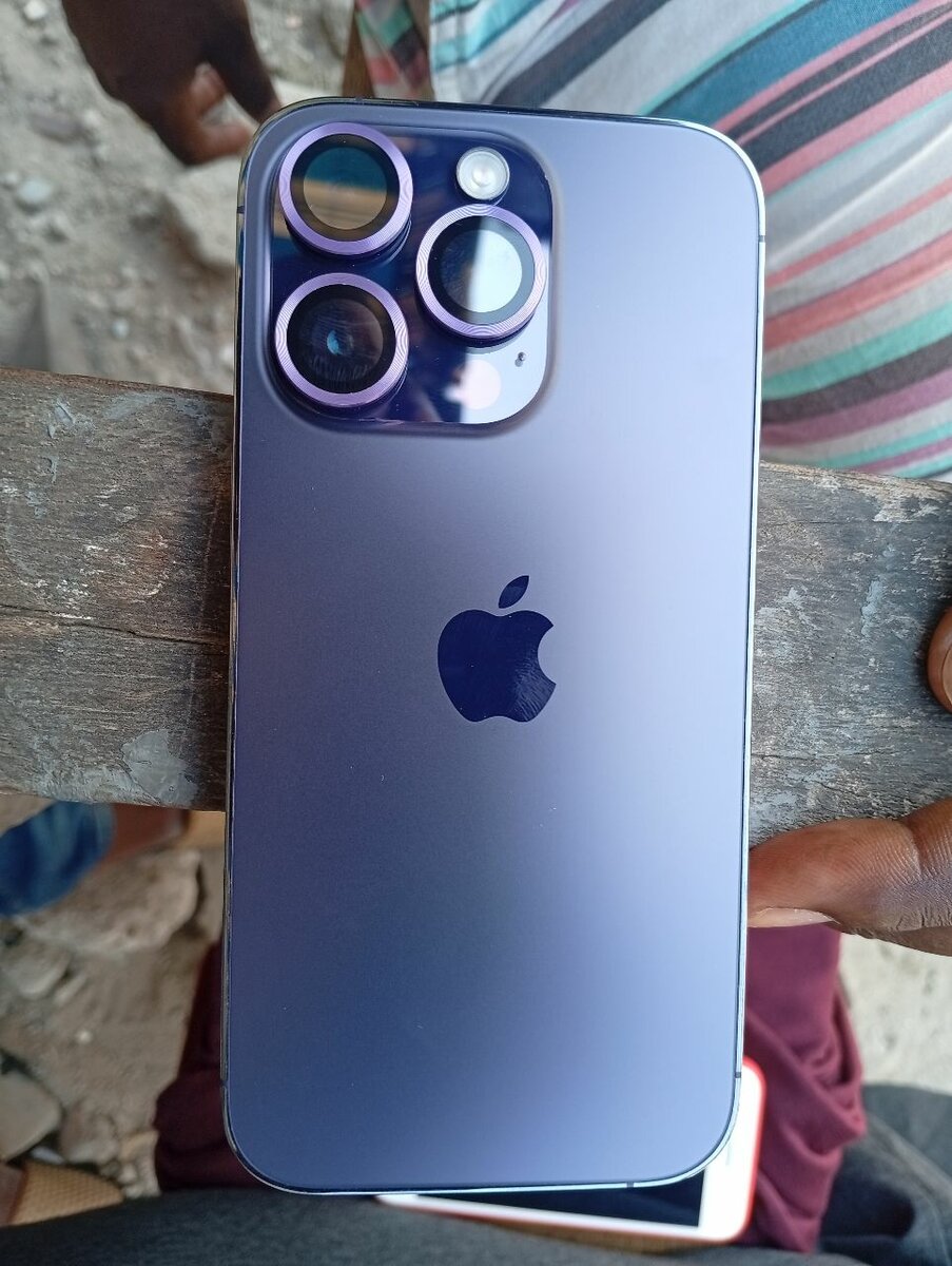 Iphone 14 pro casie neuf