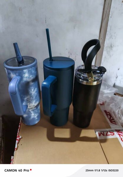 Gobelets thermos avec poignée