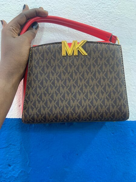 Sac à main élégant MK