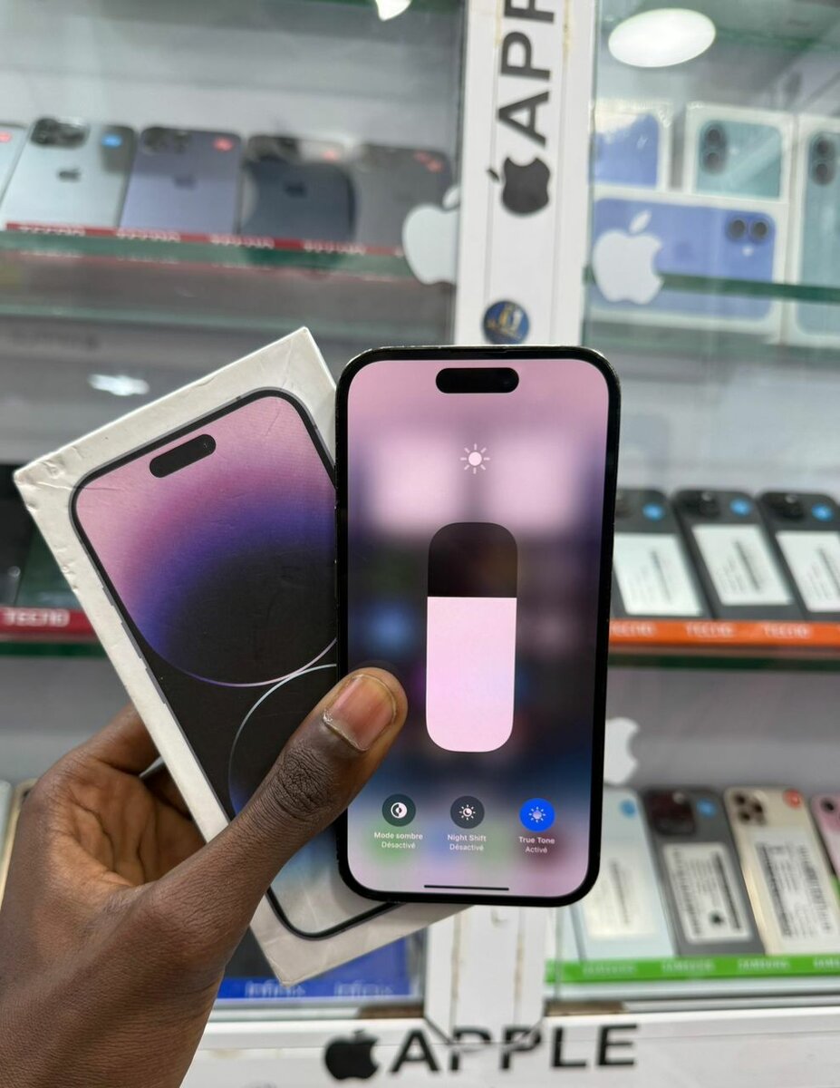 14 Pro 128go avec carton messa