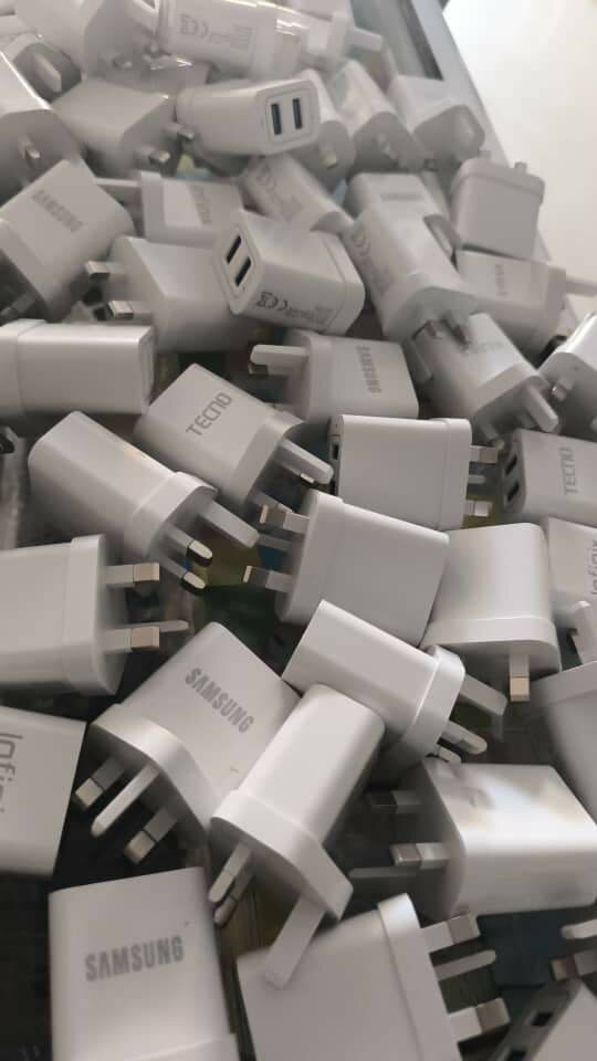 Fast phone charger heads