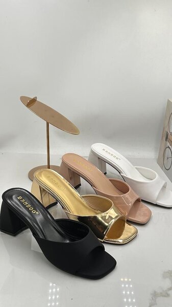 Chaussures à talons ouverts Femme