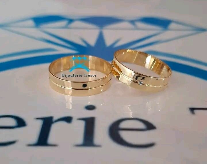 Alliances en or élégantes