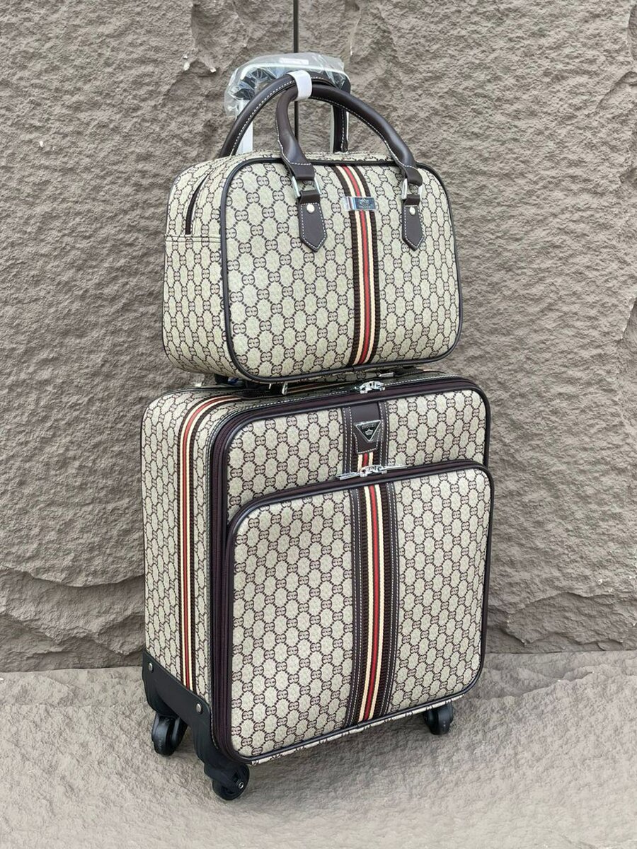 Luxury travel set