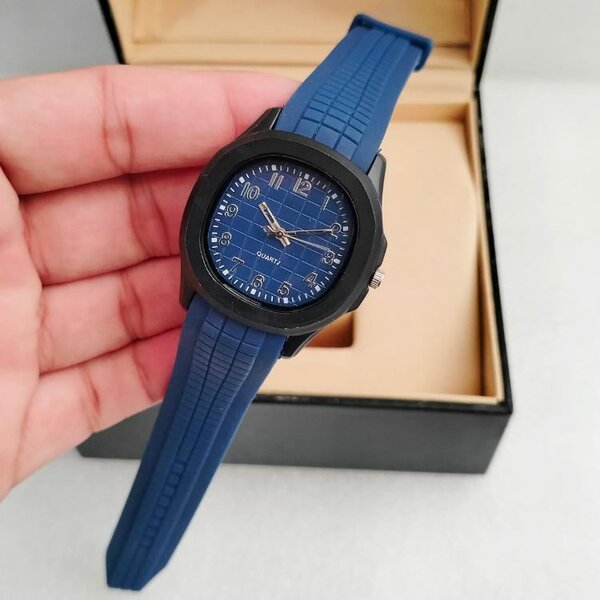 Men's Movement;Quartz, Water Resistant Warch