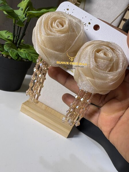 Boucles d'Oreilles Fleur Élégantes