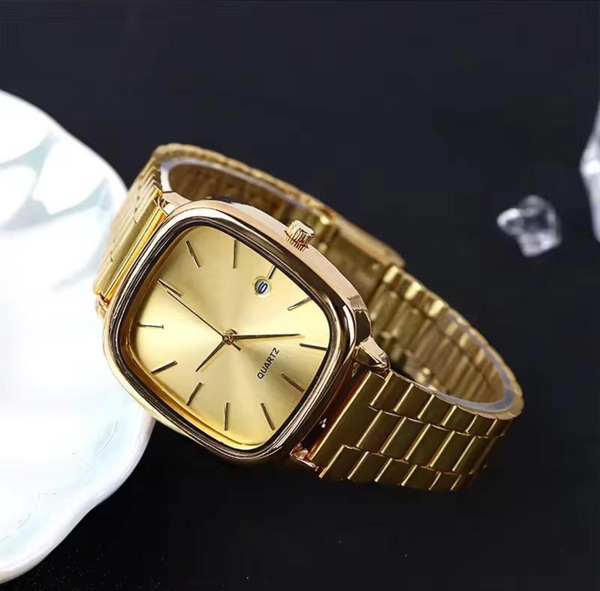 Montre homme élégante en acier