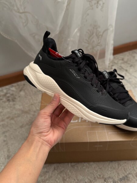 Мужская и женская обувь от спортивных брендов Лининг, Анта