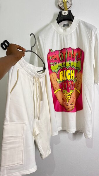 Ensemble T-shirt et Short Blanc