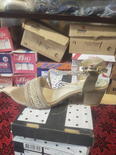Women sandle