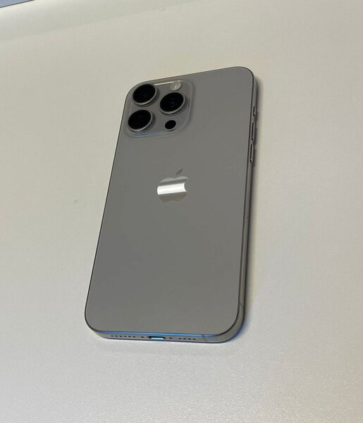 Preowned iPhone 15 Pro Max 256GB