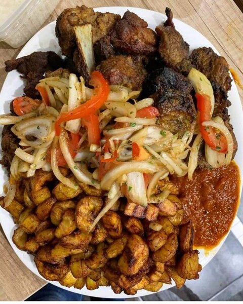 PORC AFRICAIN BRAISÉ + ALLOCO