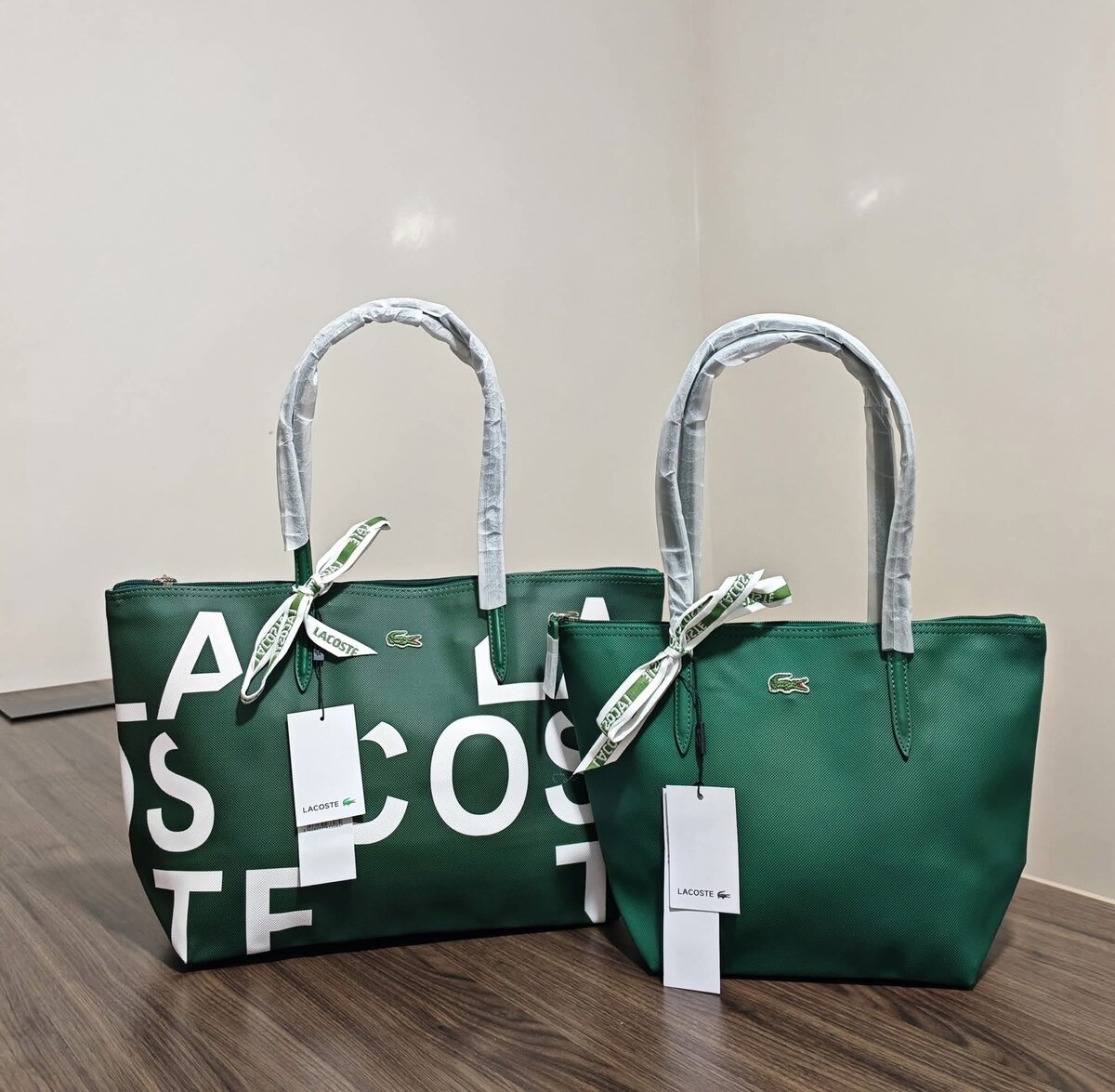 Sacs à main Lacoste en cuir élégants