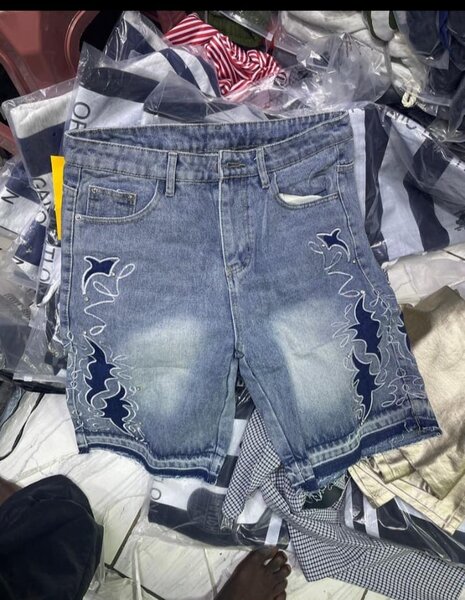 Jean court pour homme et femme