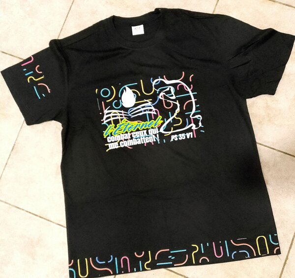 T-shirt imprimé graphique