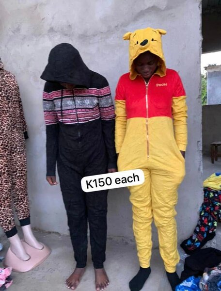 Beautiful and stylish children's jumpsuit