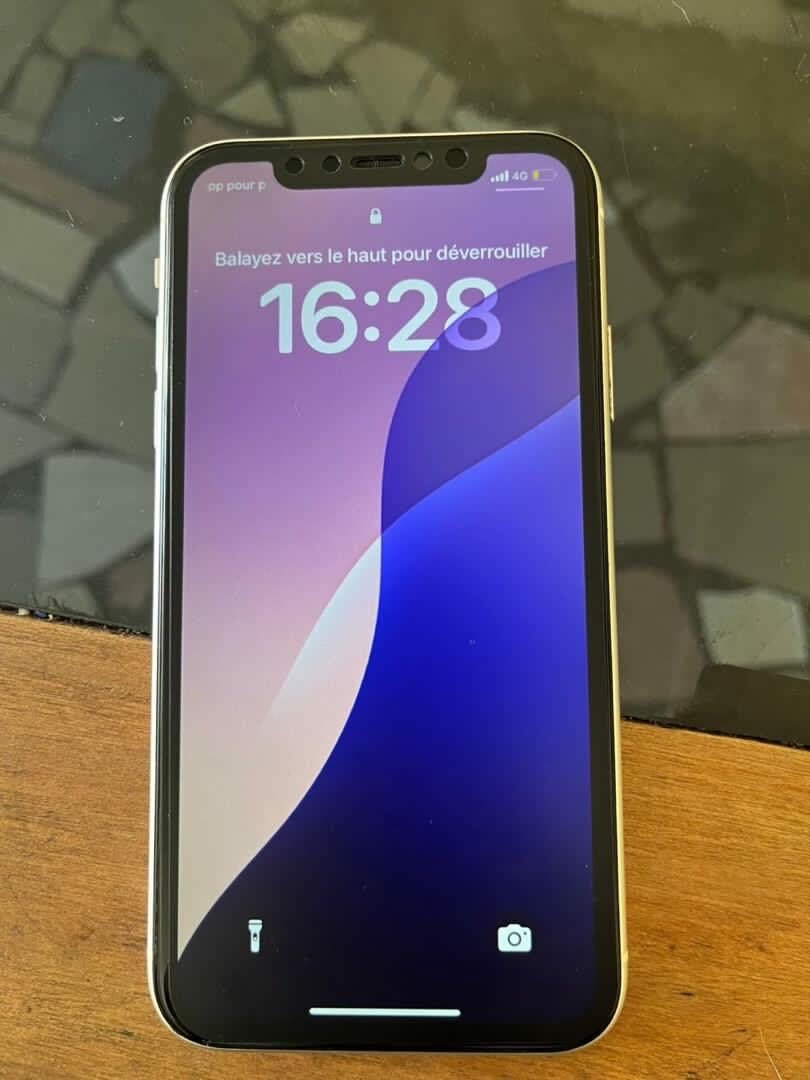 iPhone 11 Blanc 64 Go