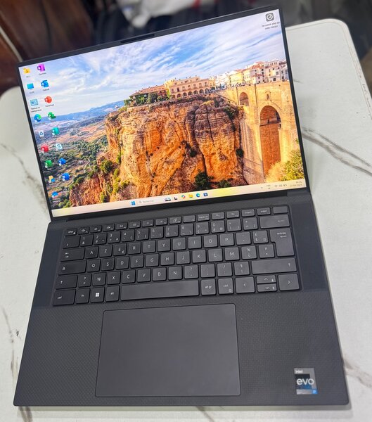 Dell XPS 13 core i7 13th génér