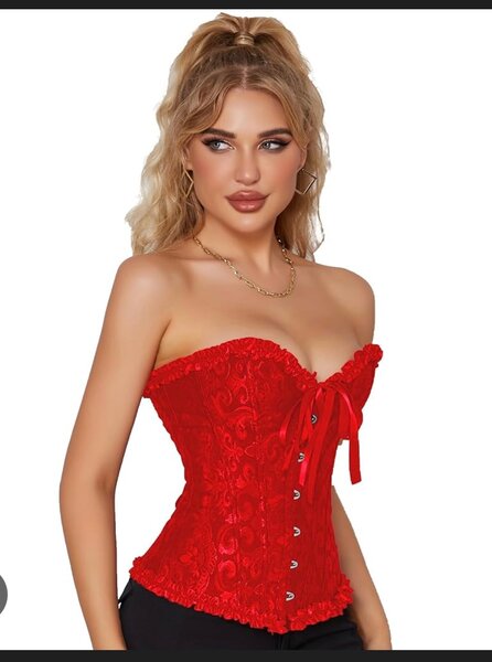 Corset rouge romantique