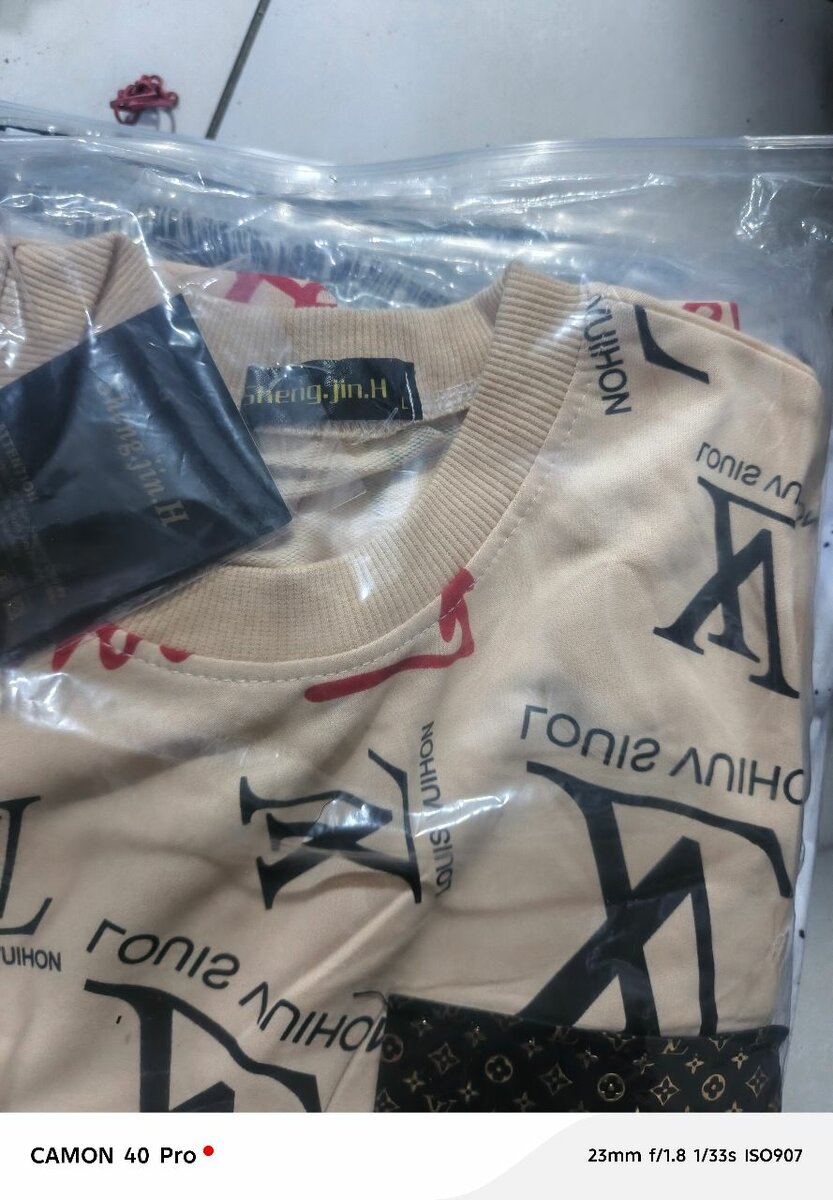 T-shirt imprimé tendance