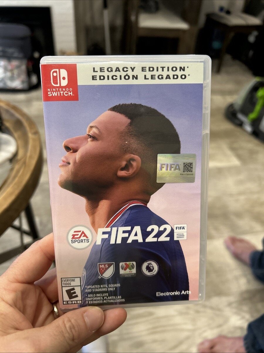 FIFA 22 Édition Essentielle Nintendo Switch