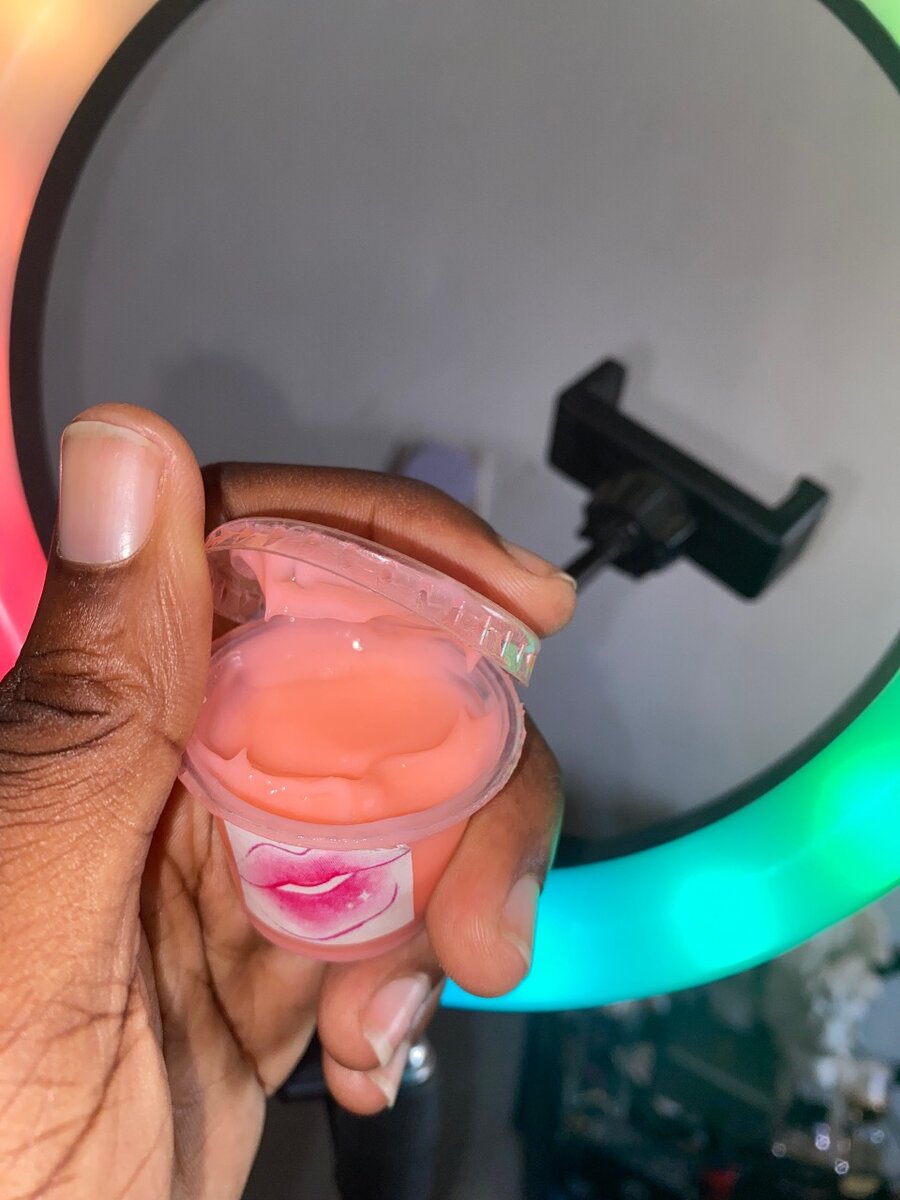 Creme de levres roses