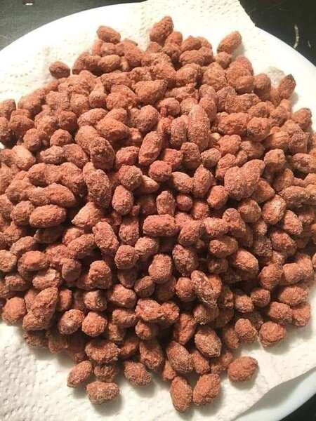 Arachides caramélisées croquantes