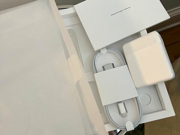 MacBook Pro 2021  16" M1 Max