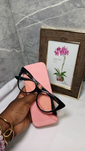 Lunettes Vintage Élégantes