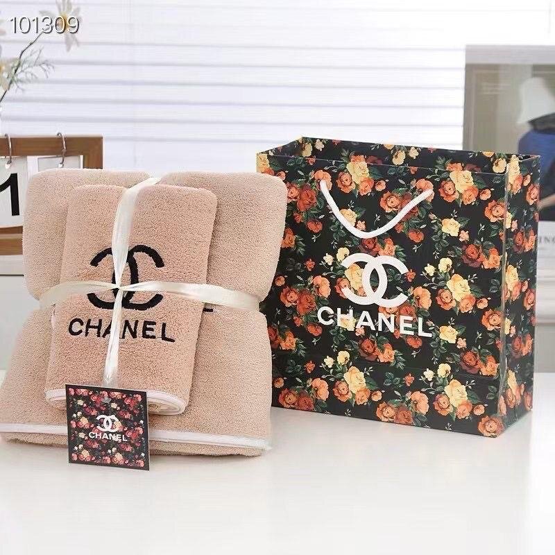 Serviettes de luxe Chanel