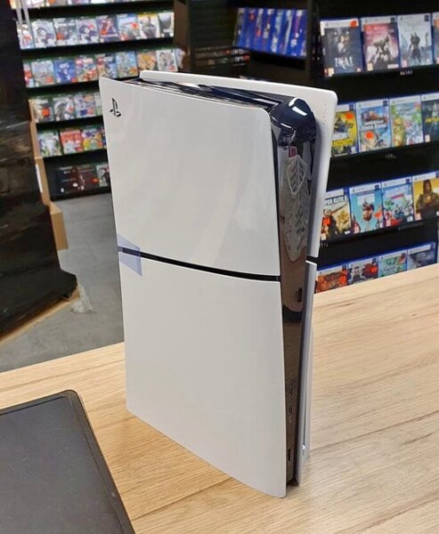 Console de jeu PS5 édition spéciale Slim