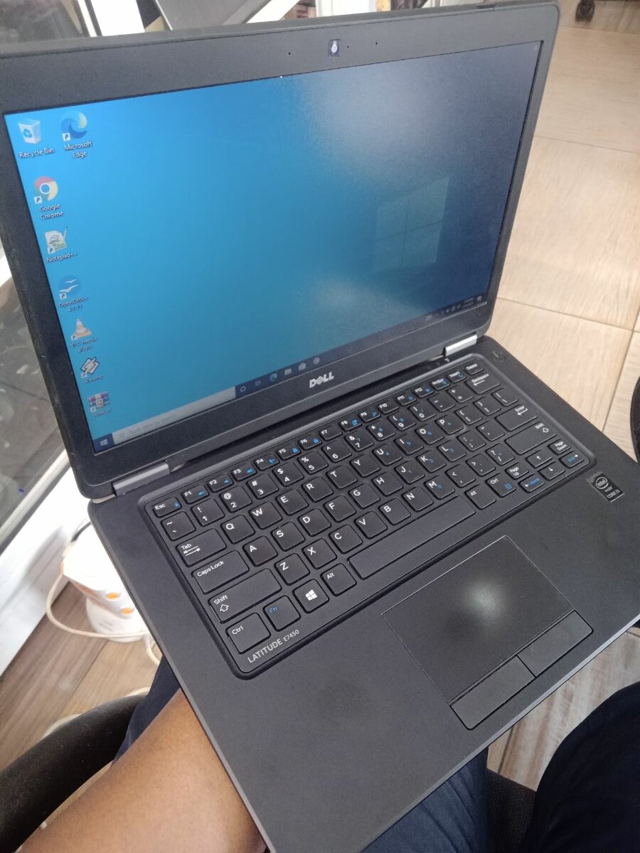 Dell Latitude E7450 intel corei3 5thgen