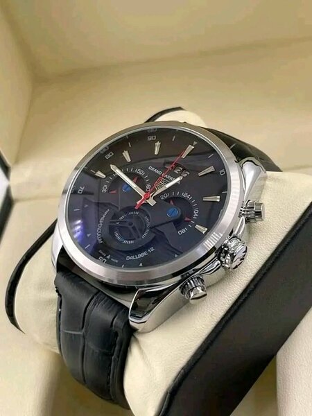 Montre Chronographe Élégante