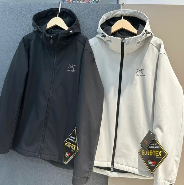 Мужская мягкая оболочковая куртка