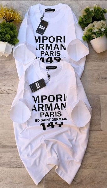 T-shirt imprimé de designer