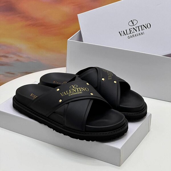 Solid Valentino Slippers