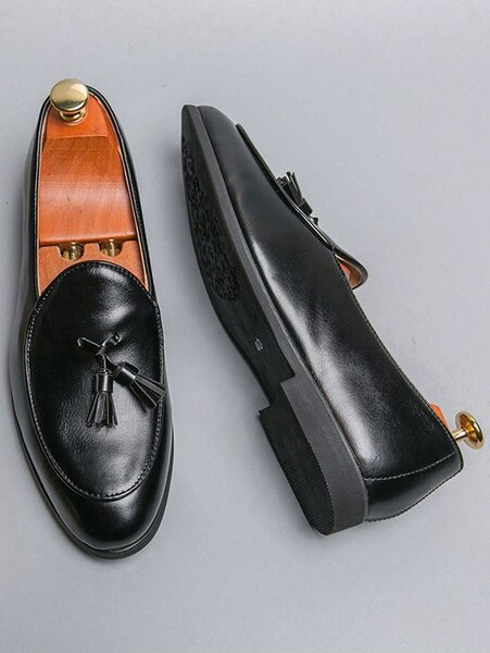 Mocassins en cuir avec pampilles