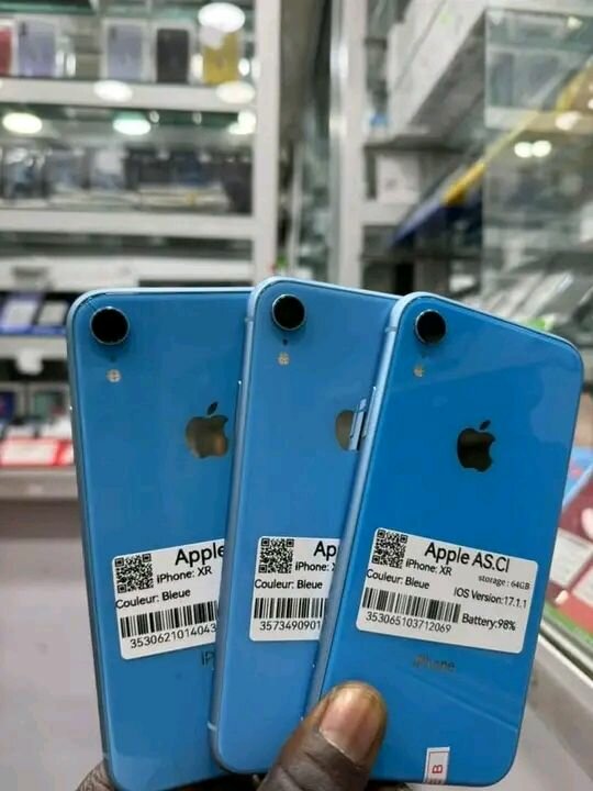 iPhone XR - Couleurs Vives