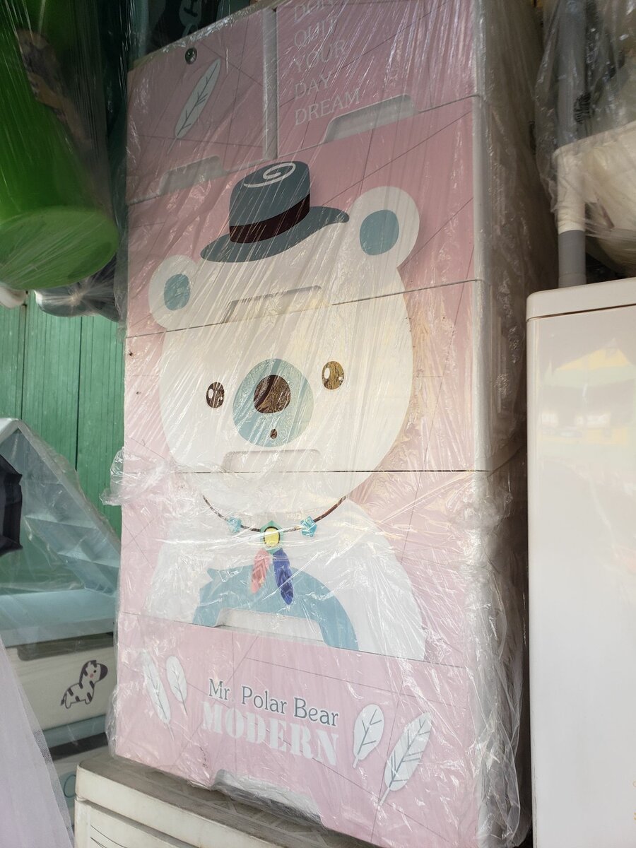 Commode avec motif pour enfant