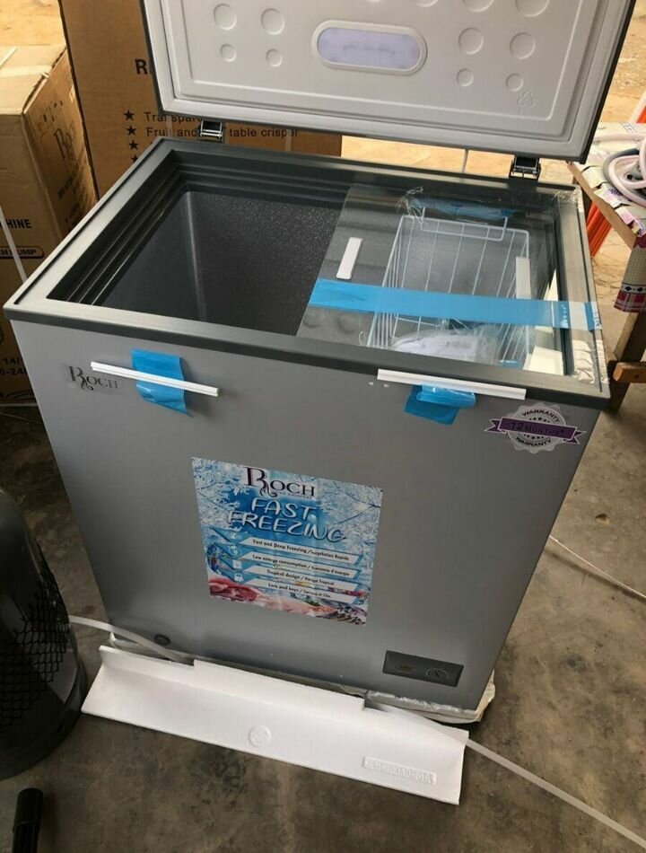 Chest freezer