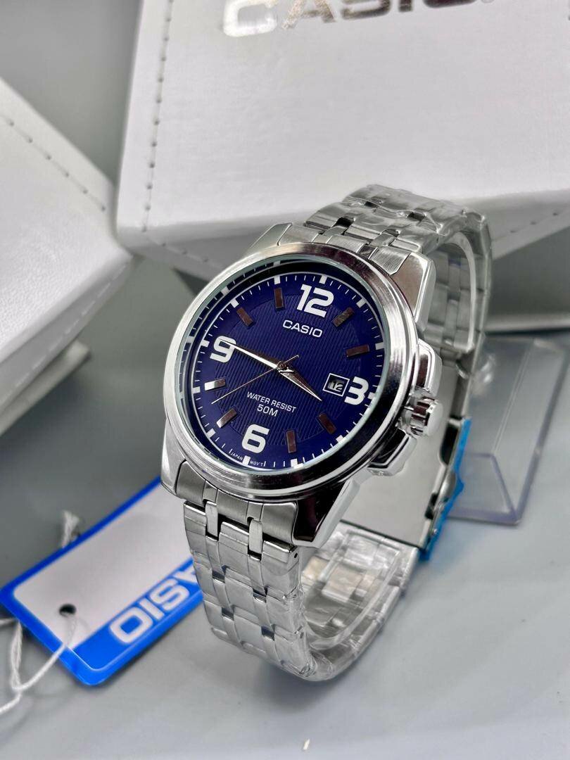 Montre élégante homme acier inoxydable
