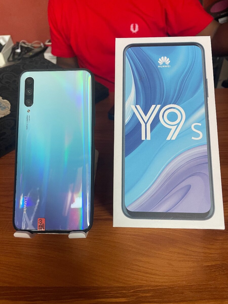 Huawei Y9S